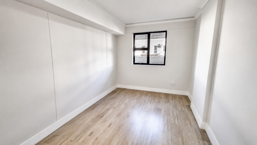 2 Bedroom Property for Sale in Zonnebloem Western Cape